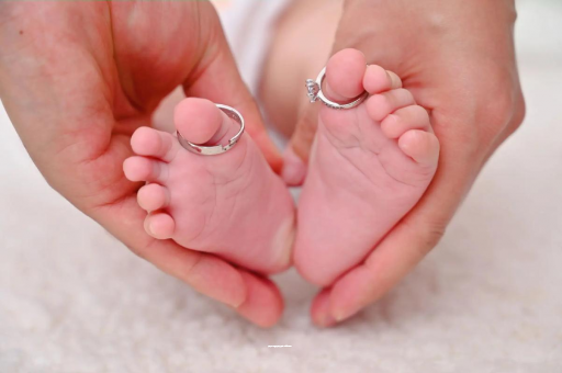 阿勒泰五个月孕妇肚子多大